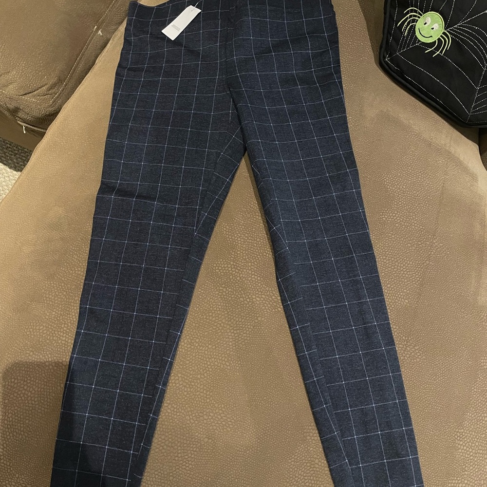 LOFT size M pants/leggings new with tags